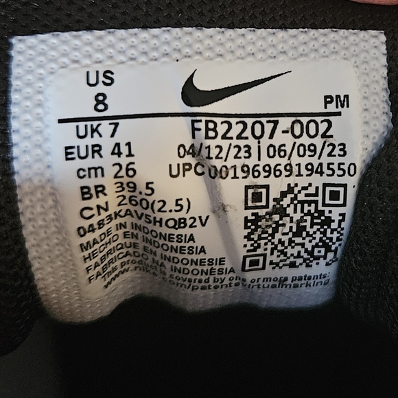 Nike Revolution 7 Size 8 - Picture 6 of 6